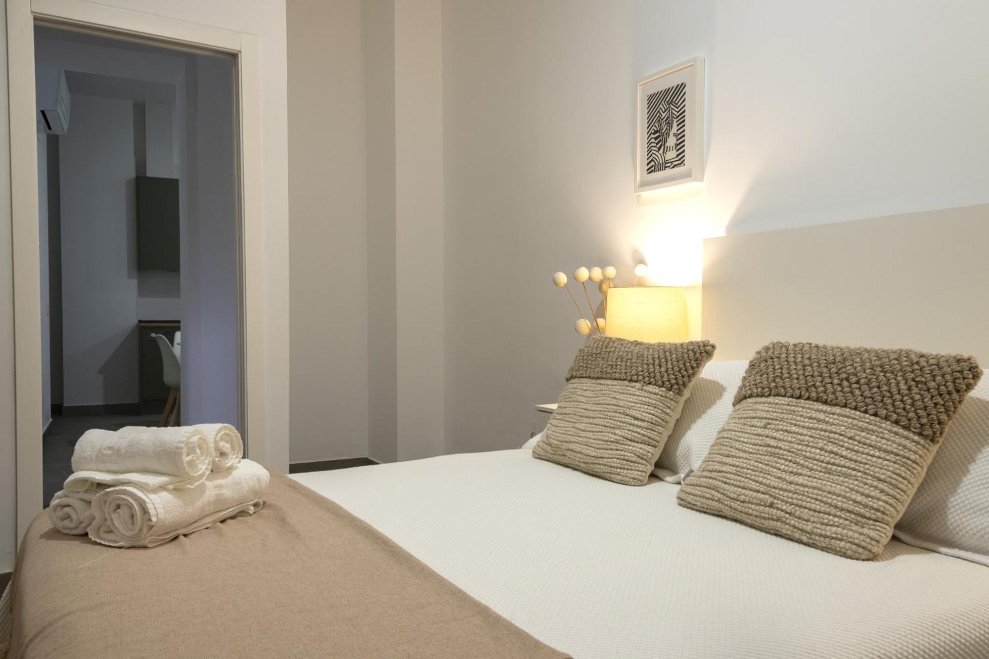 Apartamentos La Tahona Cádiz Exteriör bild