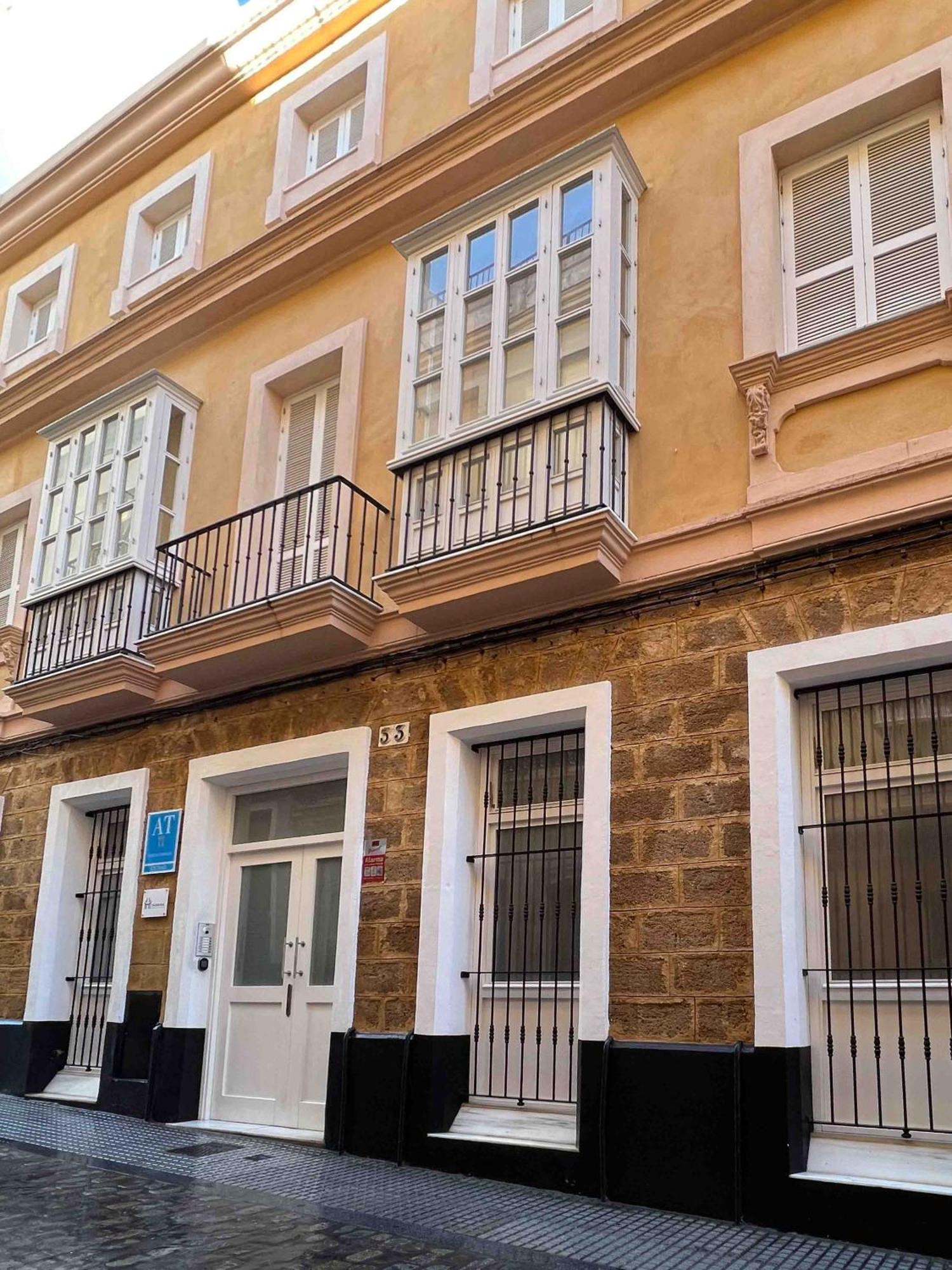 Apartamentos La Tahona Cádiz Exteriör bild