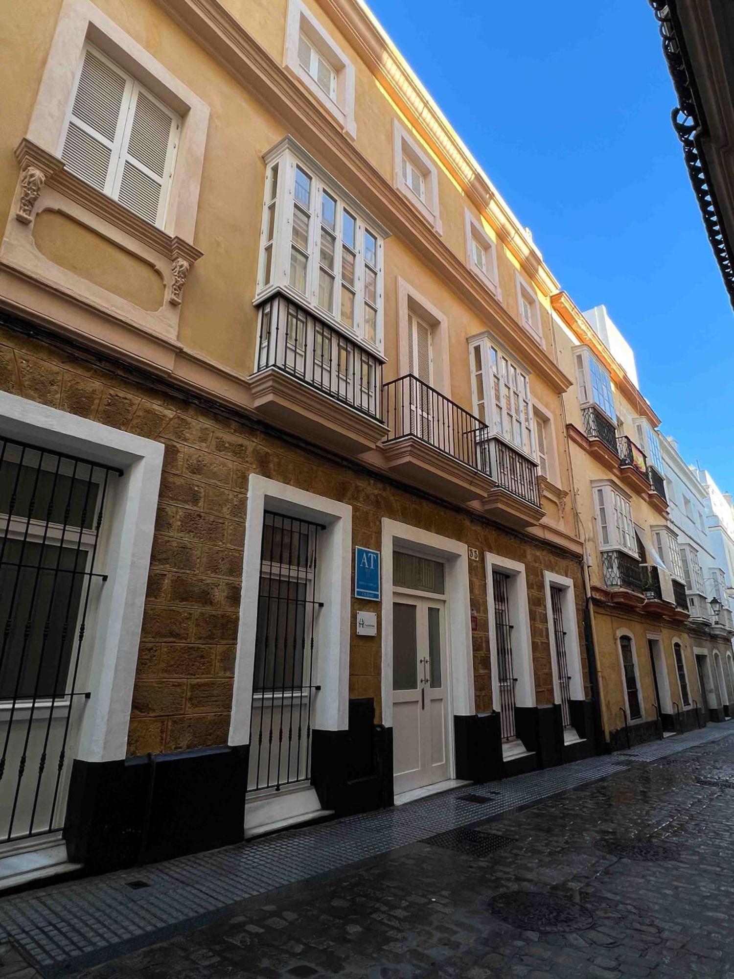 Apartamentos La Tahona Cádiz Exteriör bild